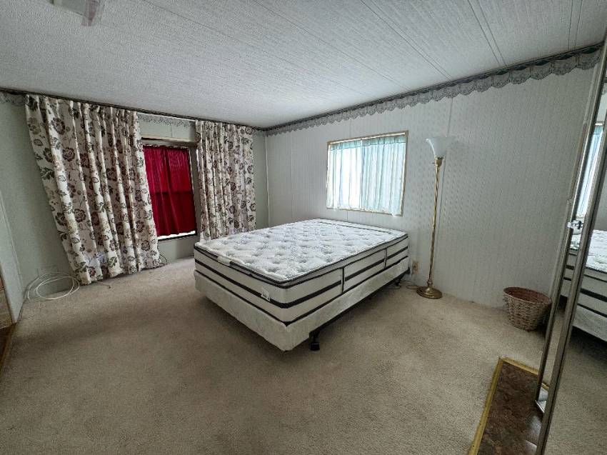 32 Ee Street a Lakeland, FL Mobile or Manufactured Home for Sale